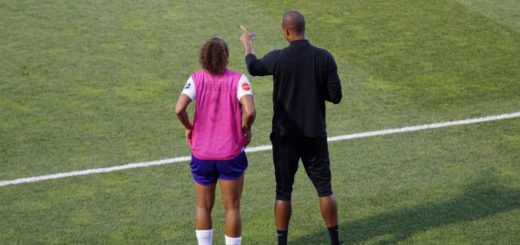 Entrenador de fútbol F7 y F11