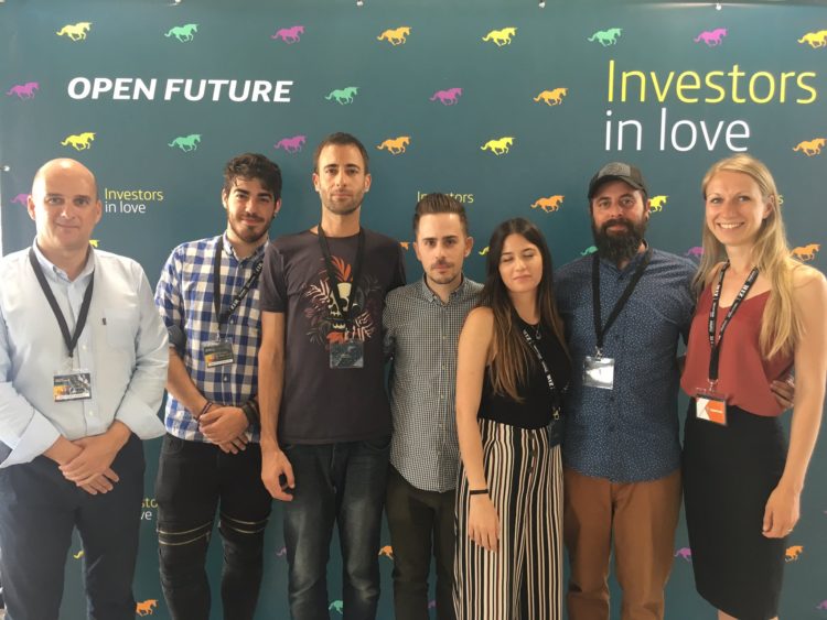 Investors In Love, Competize