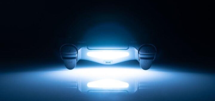 Play 4 torneos FIFA 2O online y presencial en España