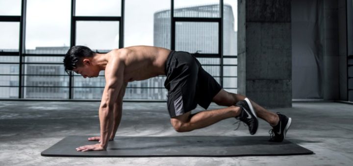 Ejercicios para futbolistas en casa y gimnasio