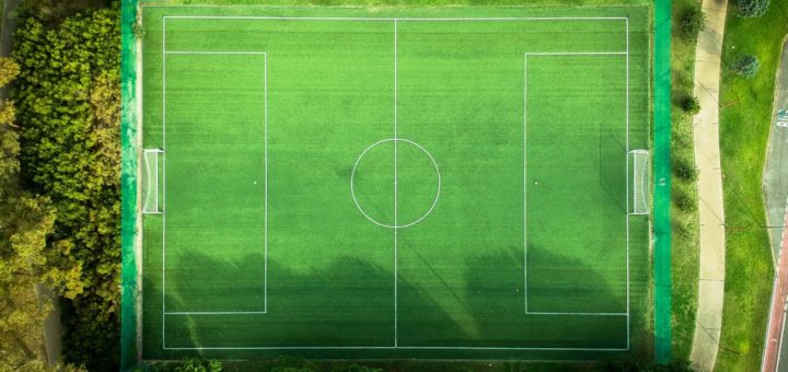 Terreno, superficie y tamaño de juego en fútbol