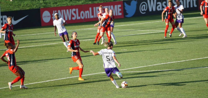 Delantero ⚽ El atacante, posiciones de fútbol, formaciones, mejores jugadores