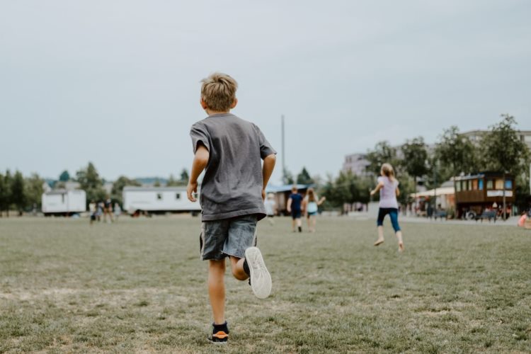 La velocidad es un aspecto que se trabaja en los juegos de educación física