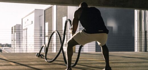 Ejercicio de cuerda de batalla para entrenamiento funcional