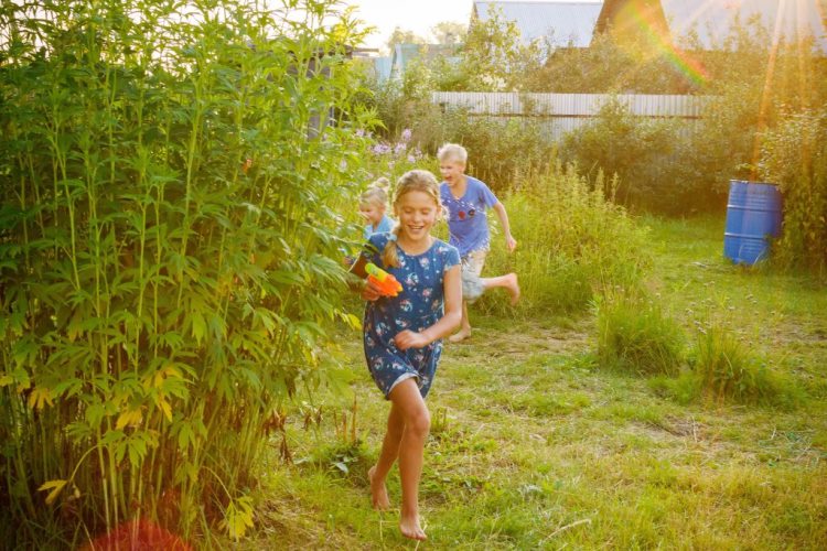 La gincana deportiva es una buena actividad escolar en casa