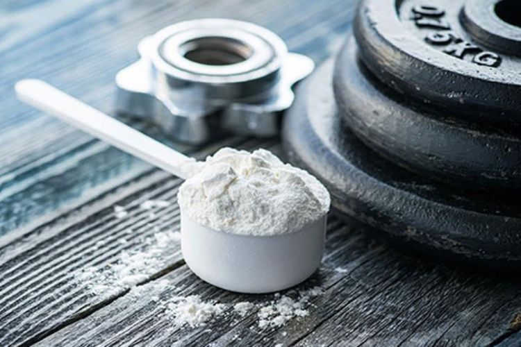 El consumo de creatina debe complementarse con ejercicio y una buena alimentación.