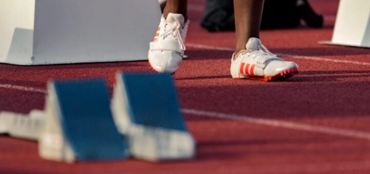 Pista atética exterior de atletismo