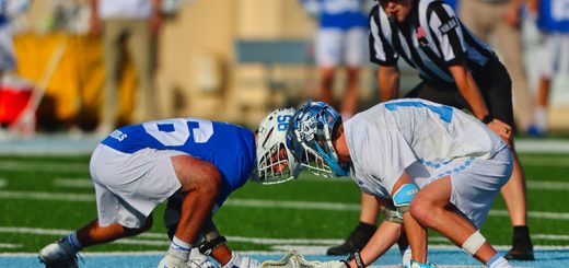 Campo del lacrosse y material: stick o palo y protecciones