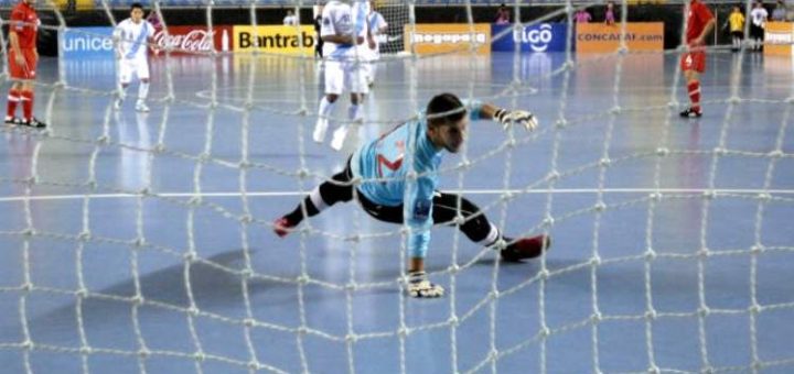 Penalti portero en falta de futbol