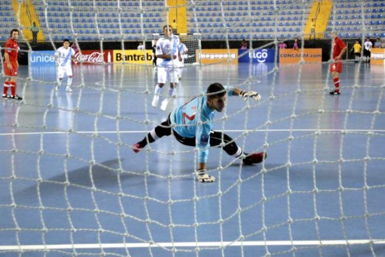 Penalti portero en falta de futbol