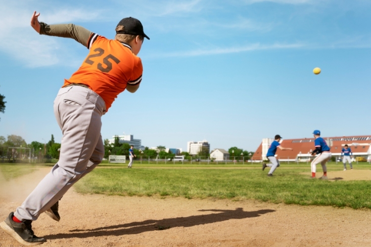 ¿Qué es el kickball o kikimbol? Reglas e historia del kickingball