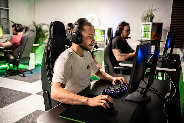 Entrenamiento de profesionales de esports