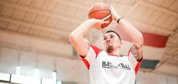 Faltas del baloncesto en personales y tecnicas