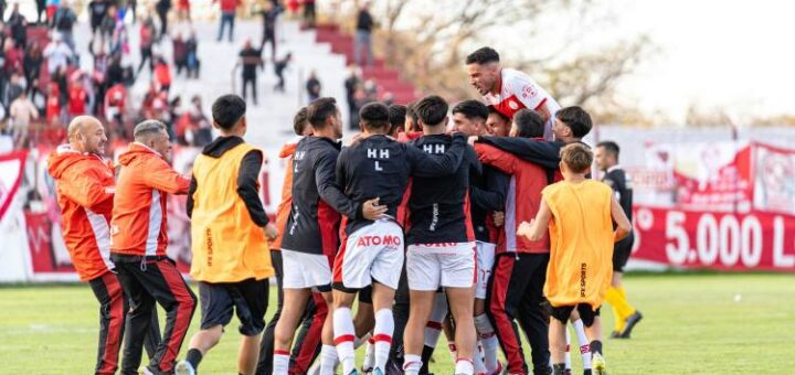 Éxito en el fútbol con datos, táctica y competencia