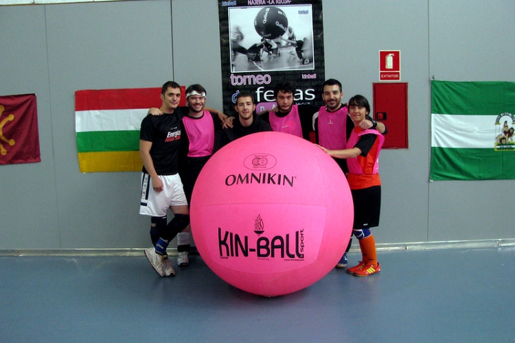 Kinball: Pelota, jugadores y reglas