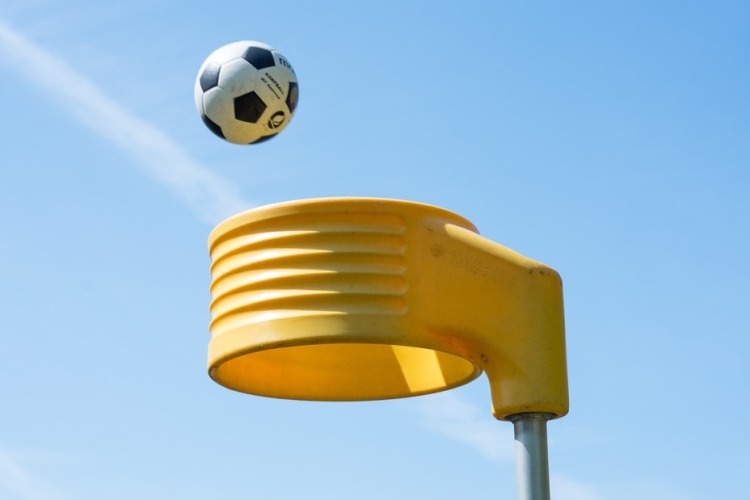 Material de korfball o korfbal.