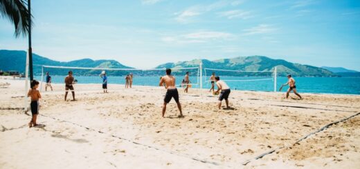 Partido de tenis playa, beach tennis o padel playa