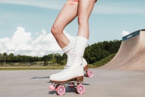 Patinaje artístico sobre ruedas: Qué es, patines | COMPETIZE