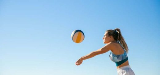 Toque de antebrazos en voleibol